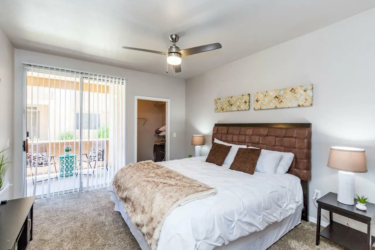 3 Bedroom - Tpc Golf, Shopping & Dining 3 Miles With Parking -1025 Phoenix