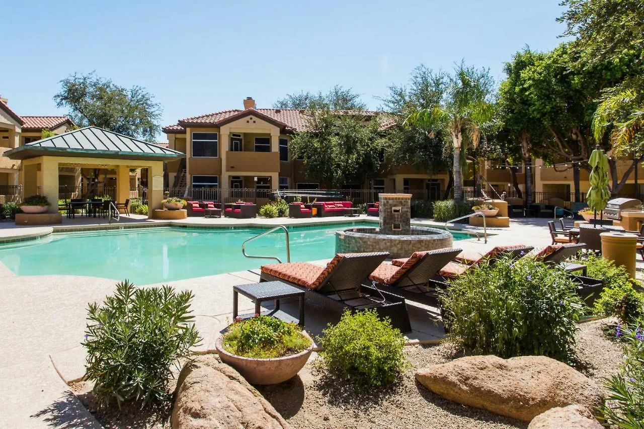 3 Bedroom - Tpc Golf, Shopping & Dining 3 Miles With Parking -1025 Phoenix 0*,